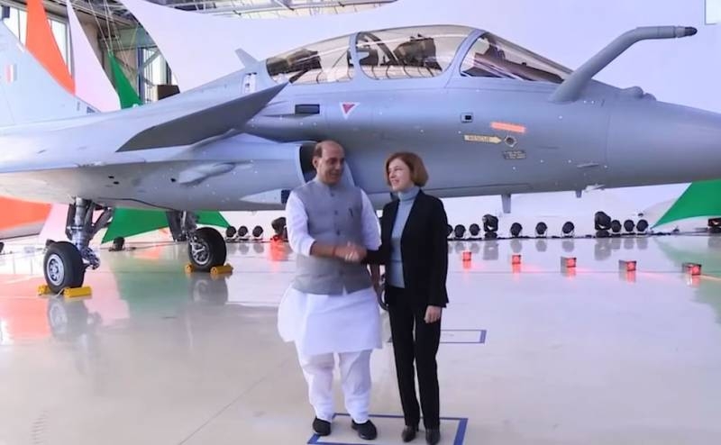 In France, the company stopped work, where collected Rafale fighter jets to India