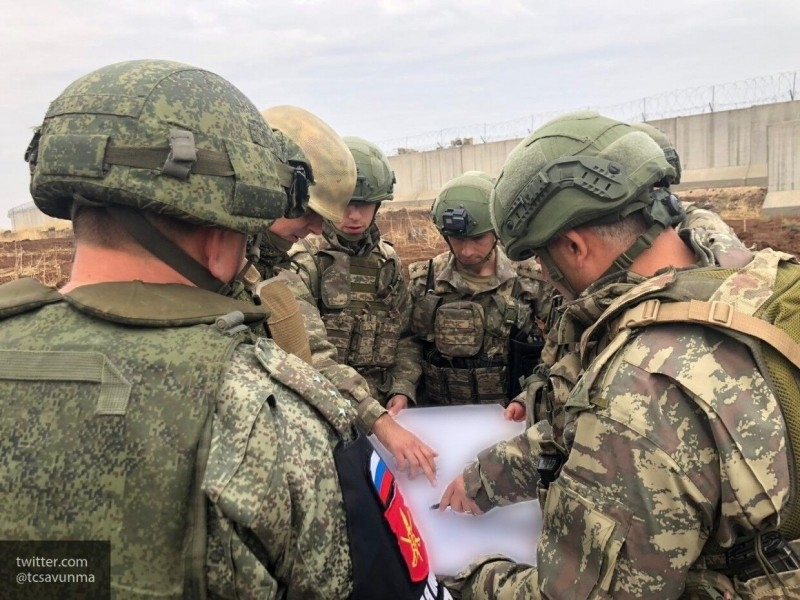 Российские военные провели успешное патрулирование по трем маршрутам в Сирии