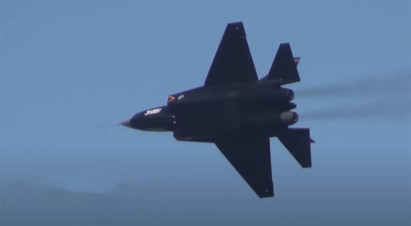 Take-off and run-lengths do not yet allow the J-31 fighter to become deck