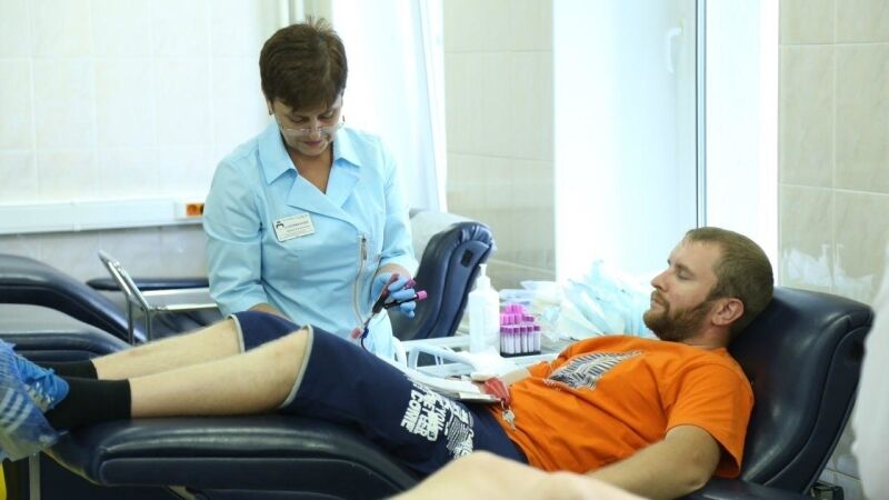Донорская кровь в России может скоро закончиться из-за коронавируса