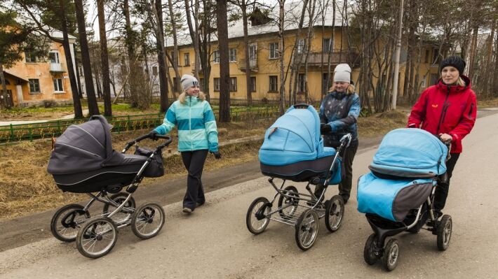 Как в РФ поддерживают семьи с детьми в условиях коронавируса: сроки и размеры всех выплат