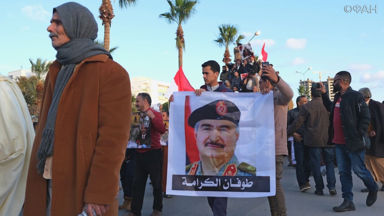 佩伦吉耶夫: Хафтар, в отличие от Сарраджа, создаст гражданскую власть в Ливии