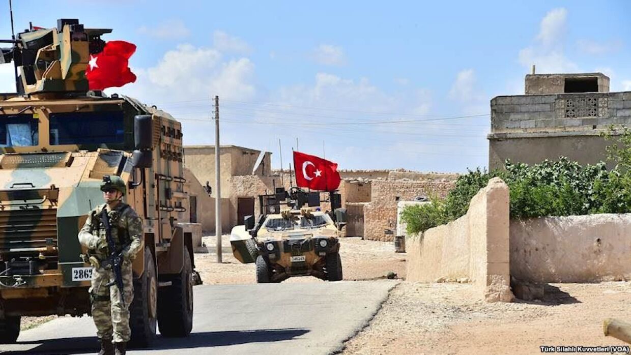 Сирия итоги за сутки на 27 апреля 06.00: США намерены вернуться на базы в Ракке, Турция вступила в противостояние с ХТШ в Идлибе