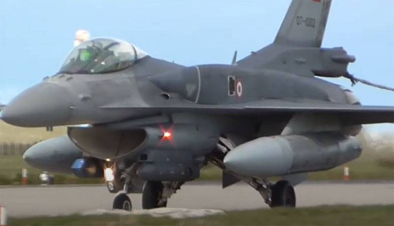 Турецкие F-16 нанесли удар по северу Ирака