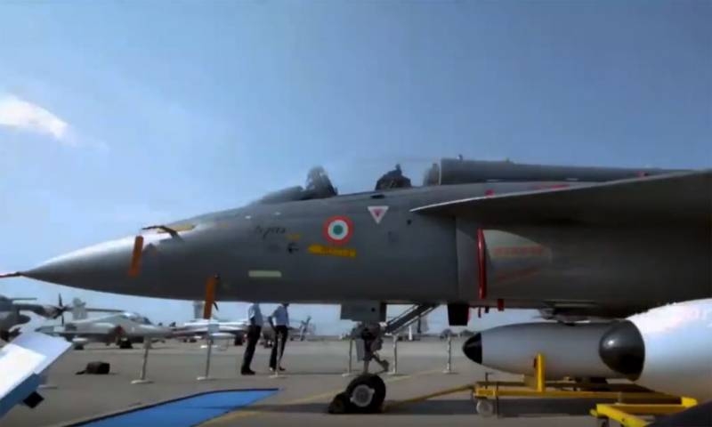 In the Chinese Sohu: Barely 30 years, India moved to the serial order of their fighters