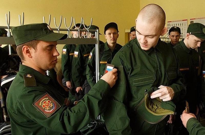 In Russia, begins spring call-up for military service