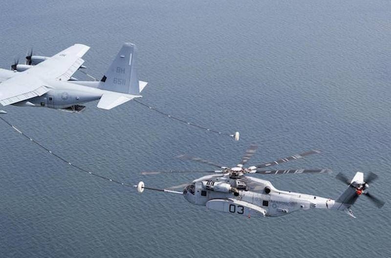 Helicopter CH-53K King Stallion tested for refueling in the air