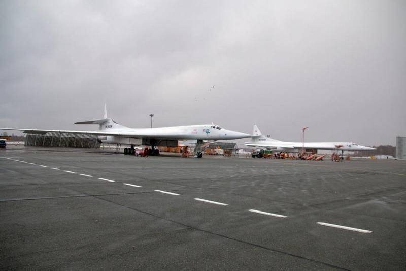 The Russian Aerospace Forces received two upgraded strategists Tu-160