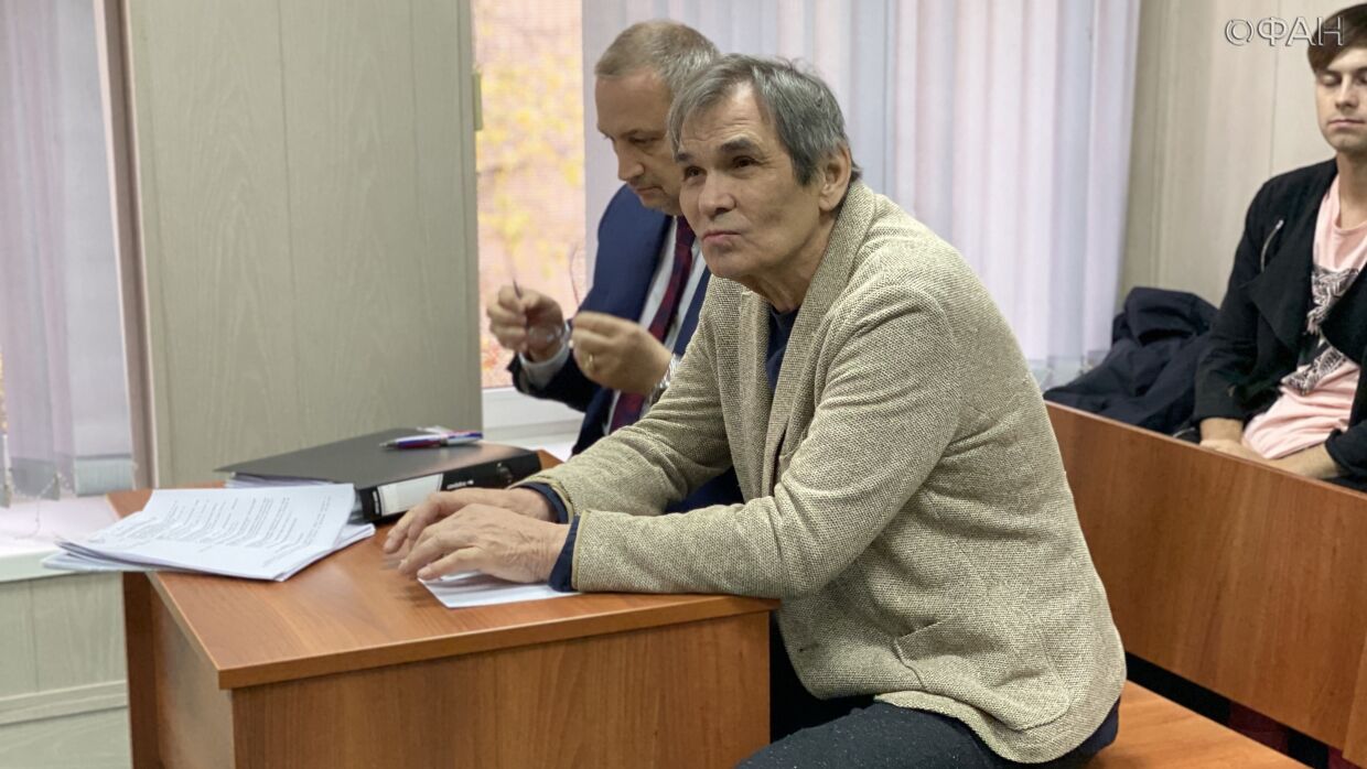 Zhorin promised to prove, that Fedoseyev-Shukshina voluntarily gave the apartment to Alibasov