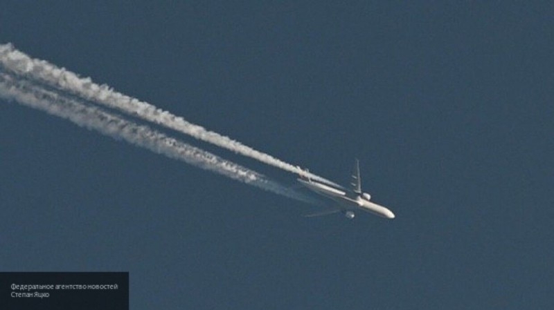 Шестой самолет ВКС России отправился из Италии