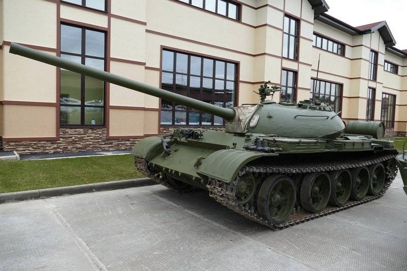 Каким будет следующее за Т-14 «Armani» поколение танков на фоне других