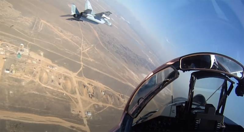 Израильский спутник-шпион показал снимки «Avion russe, вертолётов и радара» En Libye