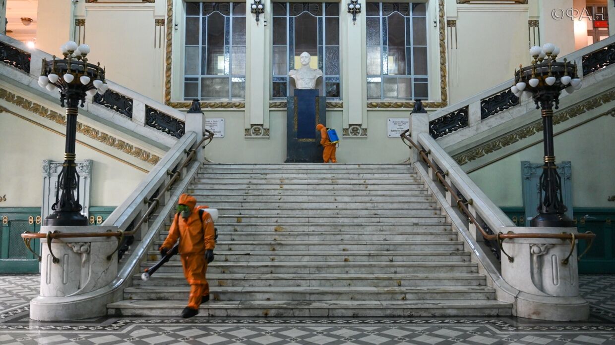 Спасатели продезинфицировали Витебский вокзал, FAN publie une photo