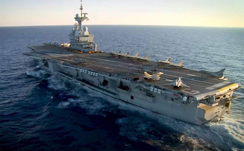 Во Франции проведут расследование по факту заражения моряков авианосца «Charles de Gaulle»