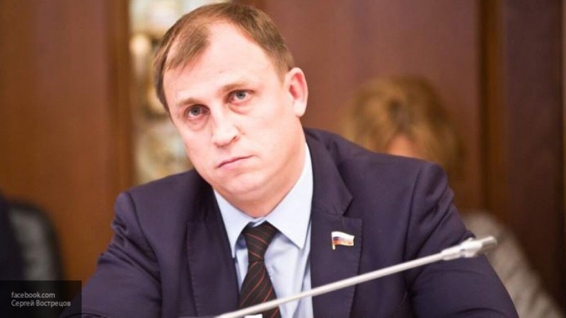Deputy Vostretsov voted on constitutional amendments in the Moscow region of St. Petersburg