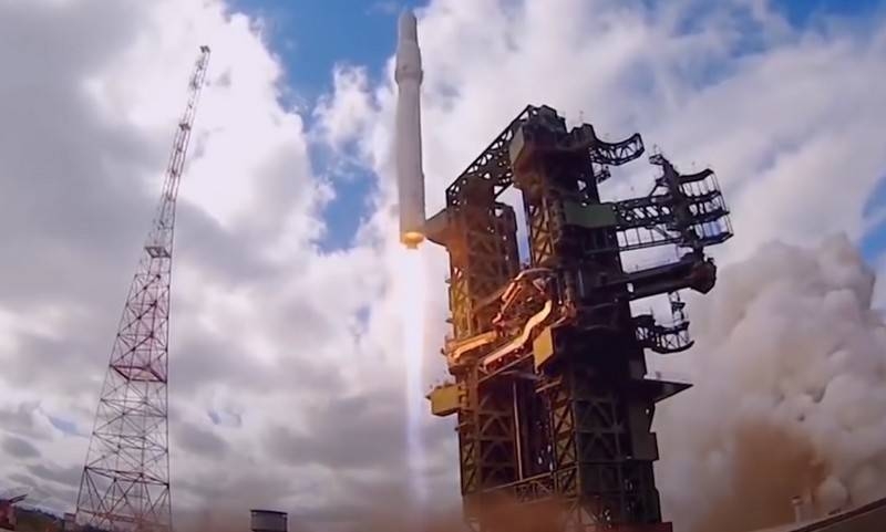 «Angara-A5» turned out to be more expensive «Proton-m»: at «Roscosmos» shared plans