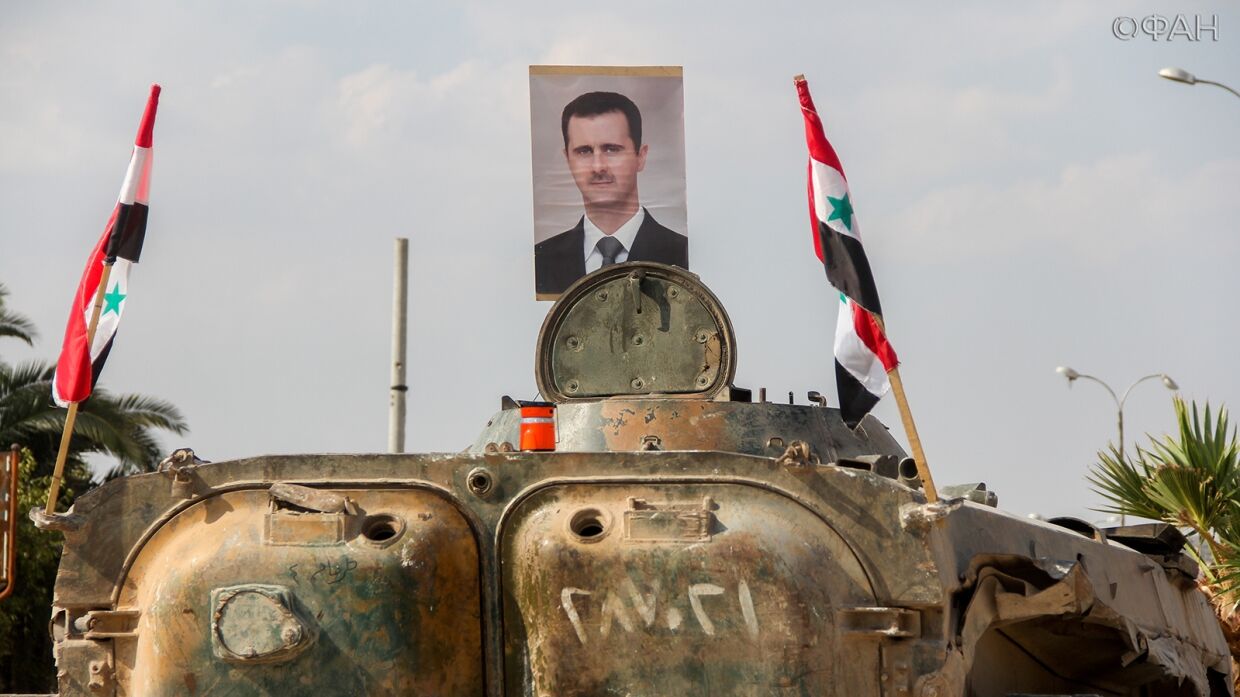 Assad and his wife arrived at the front in Idlib, to cheer up the Syrian military