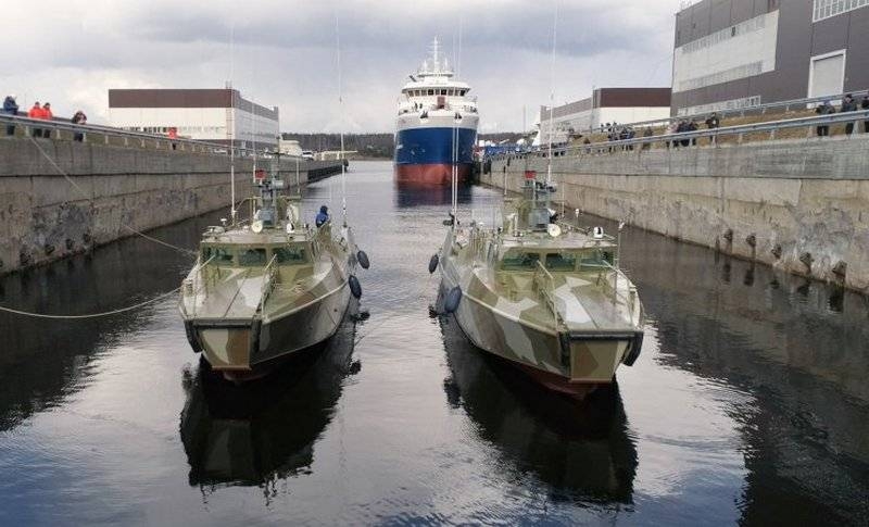 Two project patrol boats 03160 «Raptor» took to the test