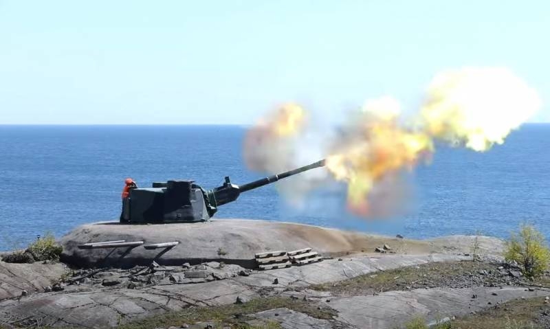 Finnish coastal artillery has completed a strike on ships