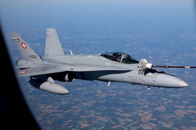 Пользователи обратили внимание на  «протекающий» avión «Tornado» ВВС Германии
