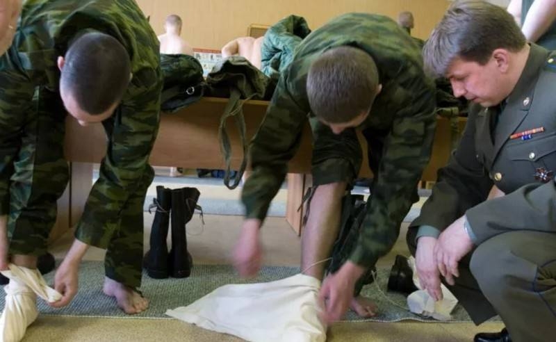 国家利益: «Советским солдатам выдавали куски тряпок вместо носков»