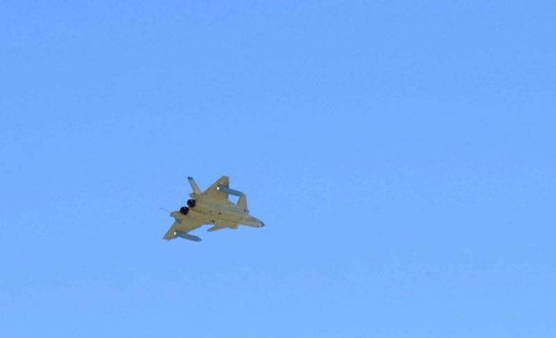 In China, a dispute arose over a new photo of the J-20 fighter