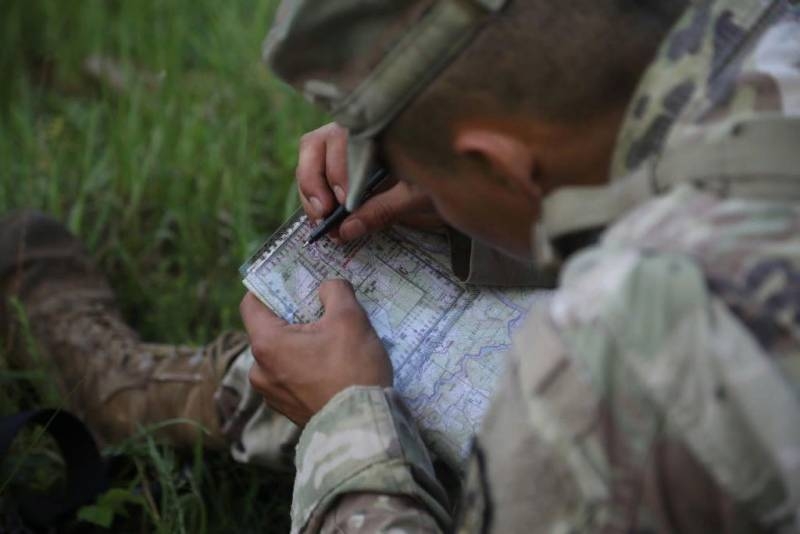 The network is surprised by the use of NATO military maps on paper, not on digital tablets