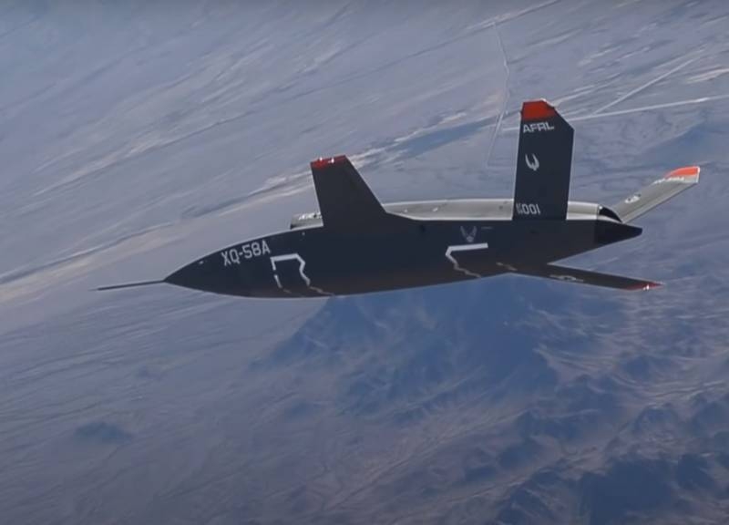 В США задумались об учебном воздушном бое истребителя и БПЛА