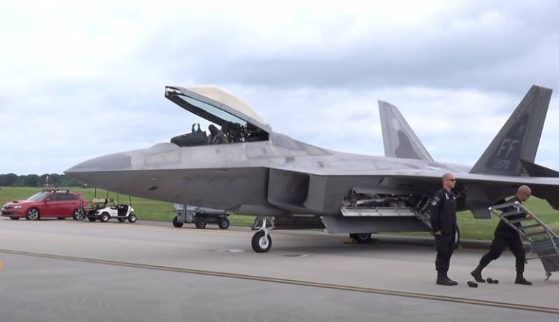 The US Air Force announced a new problem with F-22 fighters
