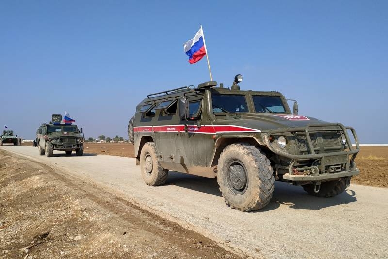 An explosion thundered on the way of a convoy of Russian military police in Syria