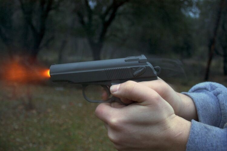 A source told RIA Novosti about the timing of the beginning of the mass replacement of a Makarov pistol