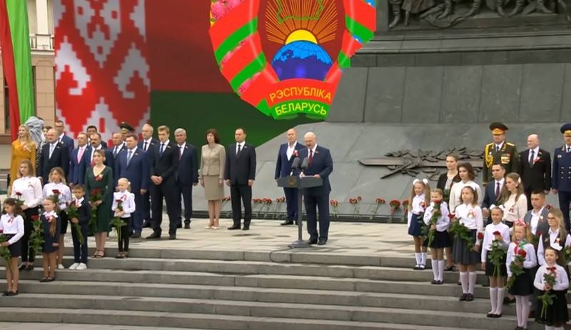 Белоруссия празднует день независимости: поздравления продолжают поступать