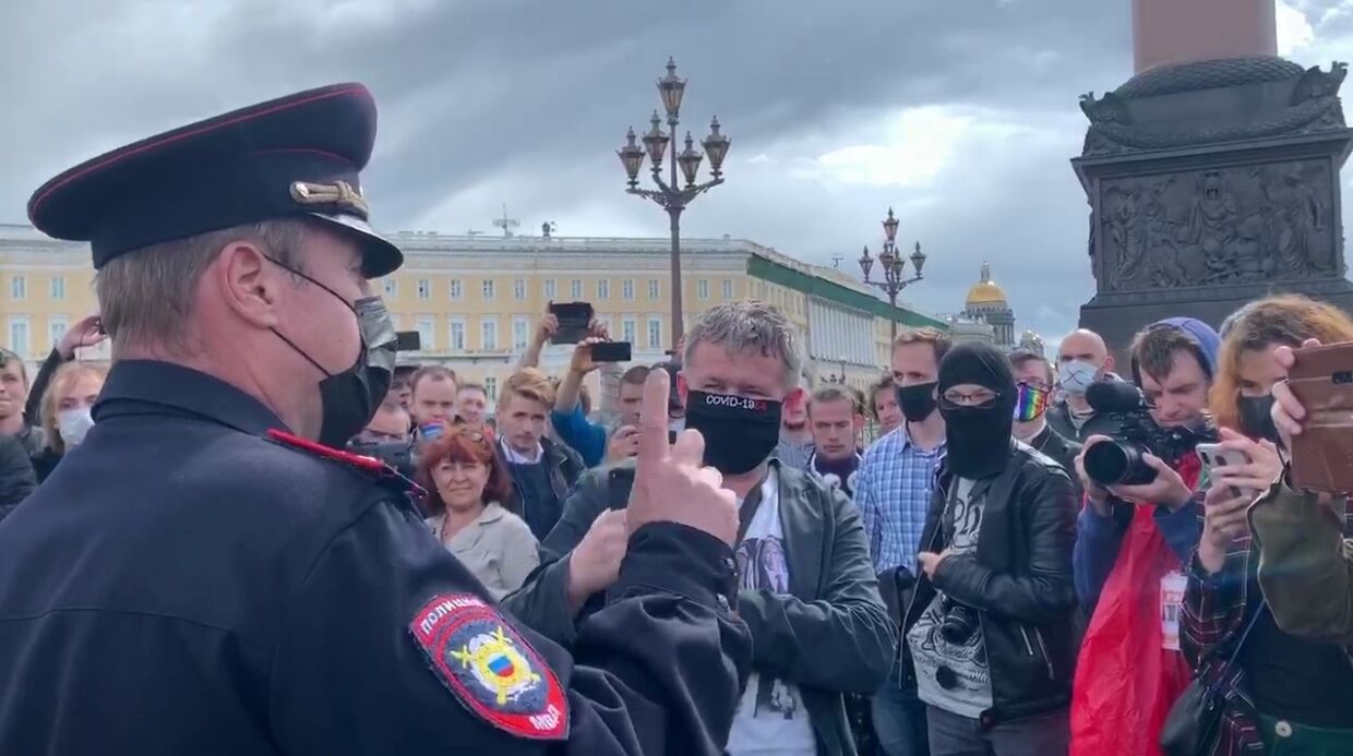 Fakes and stuffing: how the opposition tried to disrupt the constitutional vote in St. Petersburg