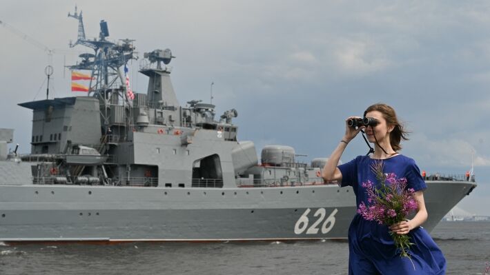 Главный военно-морской парад в Петербурге 26 Juillet 2020 de l'année: что увидят зрители