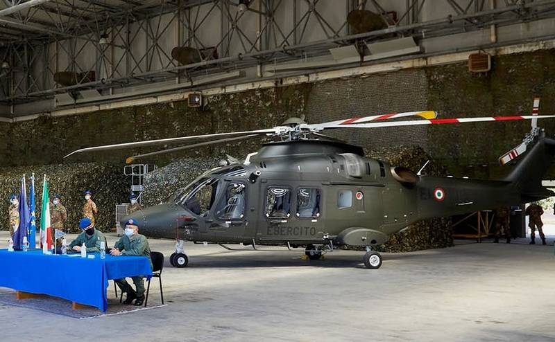Итальянская армия получила первый учебно-тренировочный вертолёт AW169