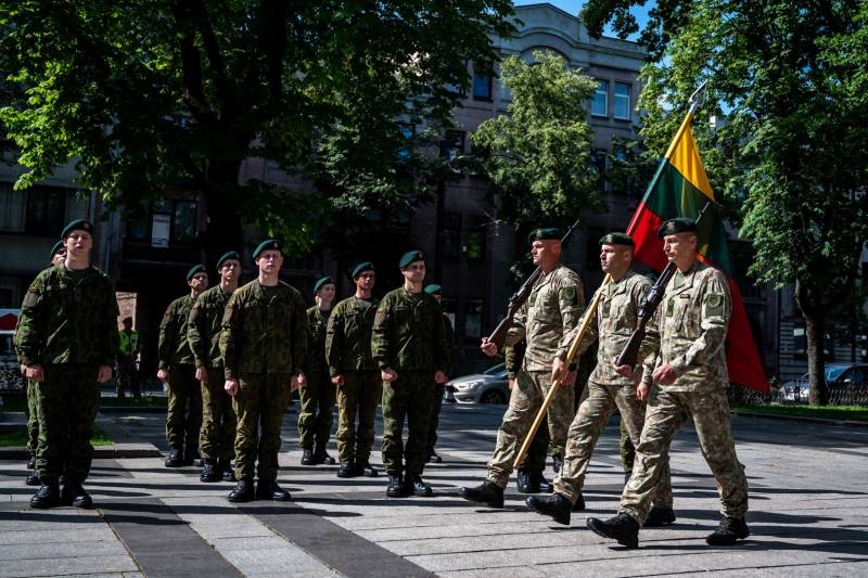 Минобороны Литвы поблагодарит США за "непризнание" вхождения республики в СССР