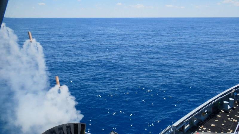 «Rockets fly away into the void»: the Bundeswehr showed «fog», protecting ships