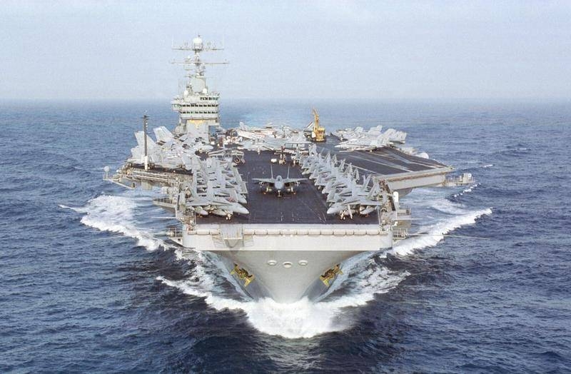 США готовятся к роли рефери в турецко-греческом конфликте: к Криту идёт АУГ ВМС США