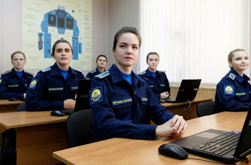 The Ministry of Defense called military universities, which girls can enter