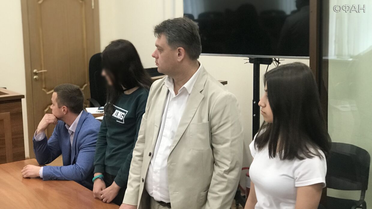 Адвокат Папенов: Сестры Хачатурян заранее готовились к убийству отца