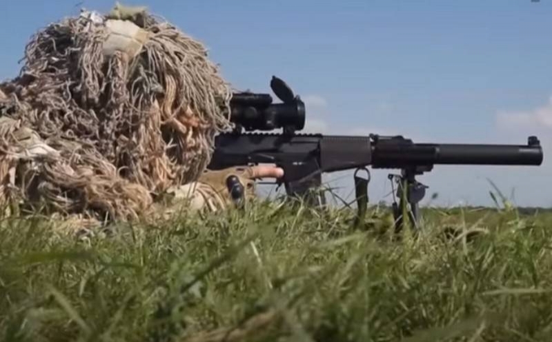 Партия модернизированных снайперских винтовок «Винторез-М» поступила в ВВО
