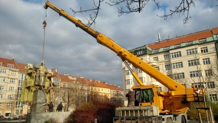 Политолог назвал причины инцидента с памятником Рокоссовскому в Польше