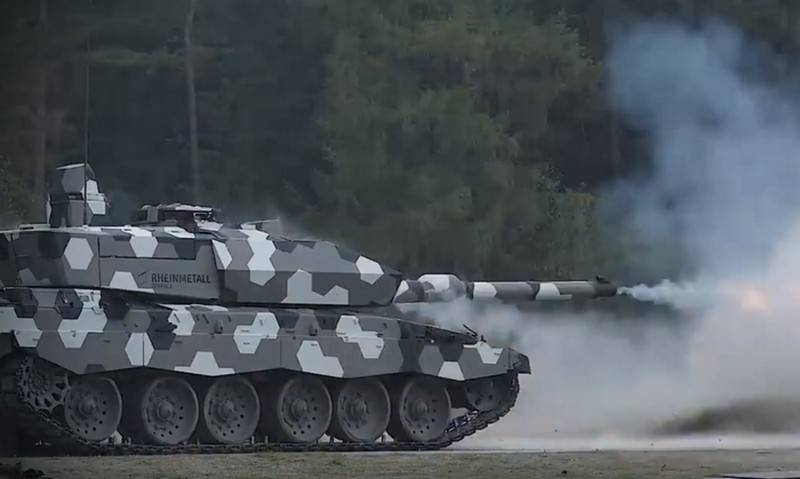 Rheinmetal a montré des tests d'un canon de char prometteur de nouvelle génération de 130 mm (de) 130