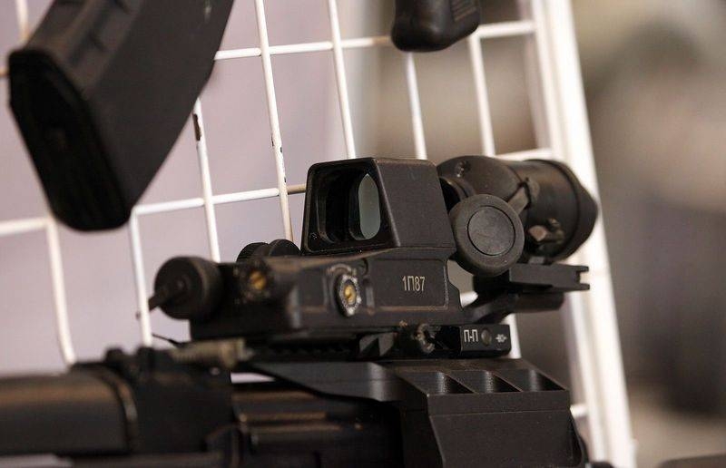 TsNIItochmash 开始开发新的准直器瞄准具