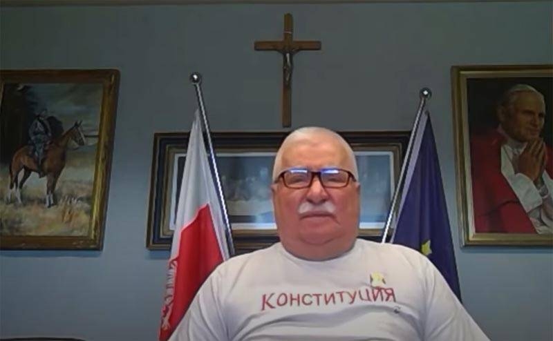 Expresidente de Polonia: «Если к зиме произойдёт прыжок Беларуси в сторону Европы, Россия просто закроет ей кран»