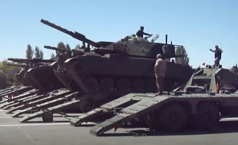 Турция начала переброску танков на границу с Грецией