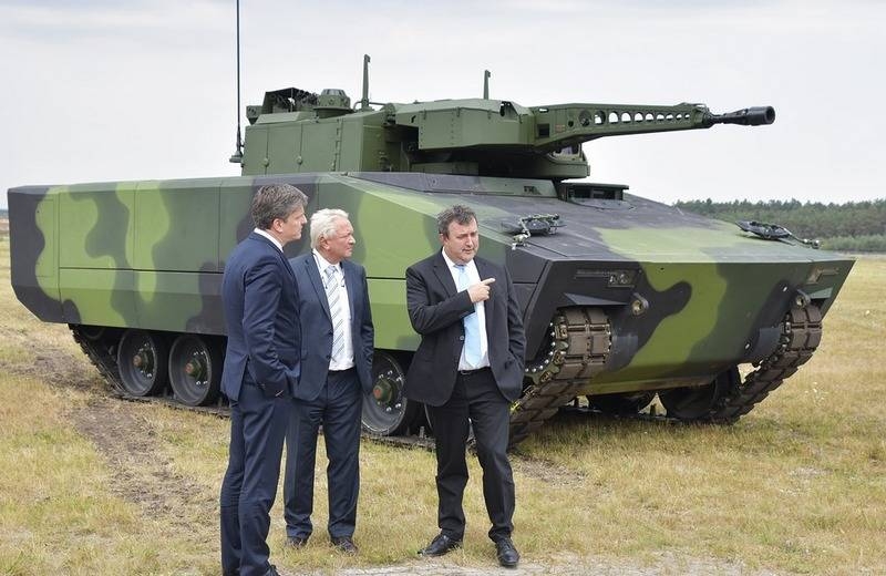 Венгрия подписала контракт на поставку немецких БМП Lynx KF41
