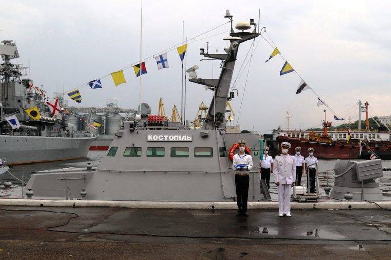 乌克兰海军已获得该项目的一艘小型炮艇的补给 58155 «科斯托波尔»