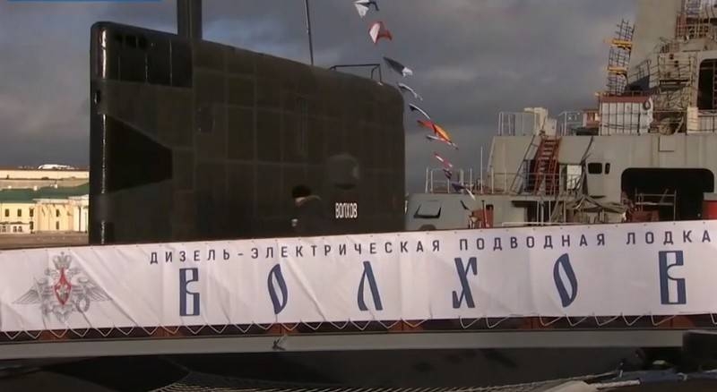 On the second «Warsaw» for the Pacific Fleet «Volkhov» raised the flag of St. Andrew