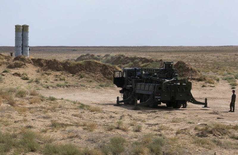 «Не может быть интегрирован в систему ПВО НАТО»: Столтенберг уговаривает Анкару отказаться от ЗРК С-400